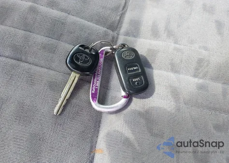 2002 Toyota Sienna Xle из США, поврежденный, VIN 4T3ZF13C32U484679